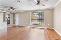 1117 East Lynne St, Gonzales, LA 70737