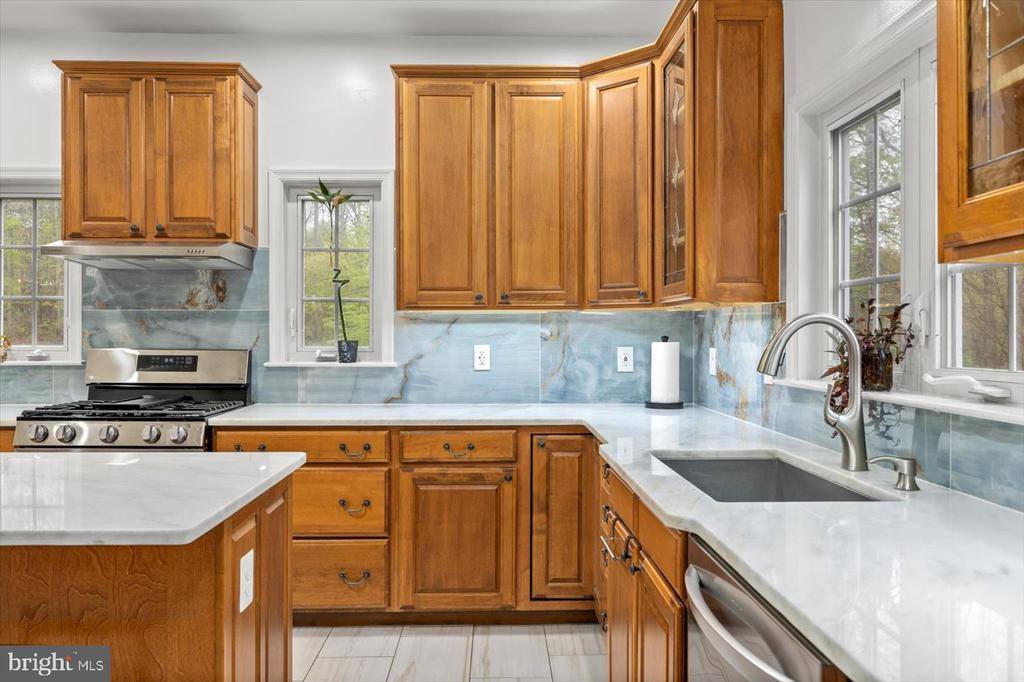 11201 Cinnamon Teal Drive, Spotsylvania, VA 22553