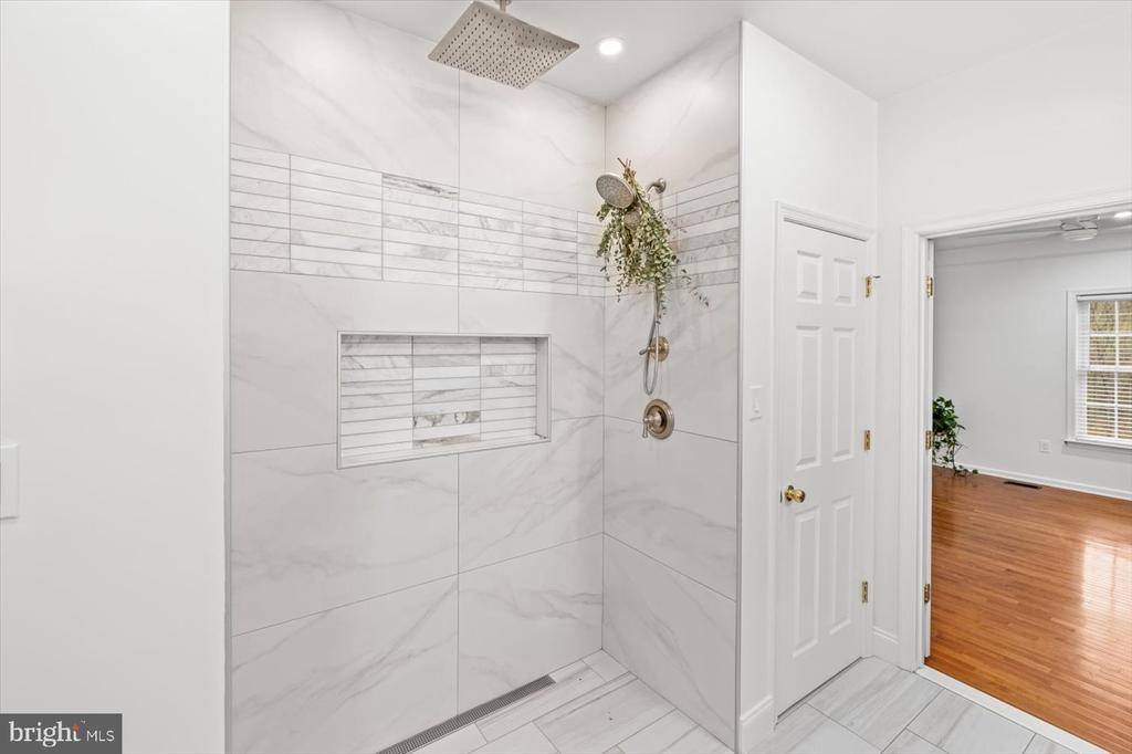 11201 Cinnamon Teal Drive, Spotsylvania, VA 22553