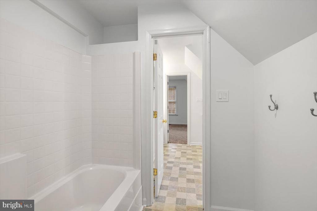 11201 Cinnamon Teal Drive, Spotsylvania, VA 22553