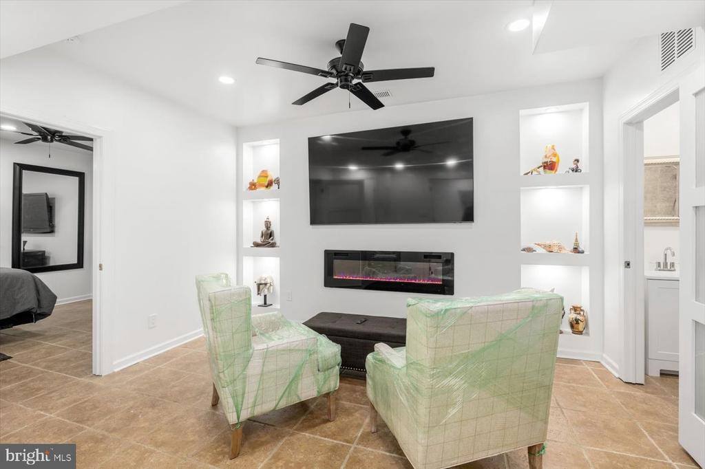 11201 Cinnamon Teal Drive, Spotsylvania, VA 22553