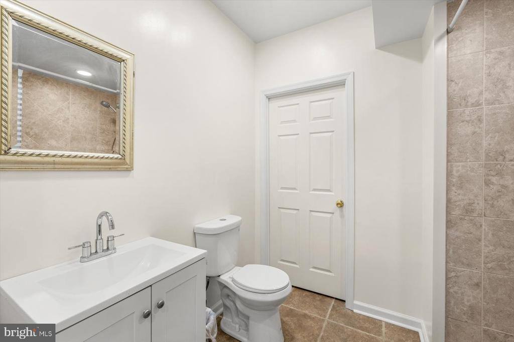 11201 Cinnamon Teal Drive, Spotsylvania, VA 22553