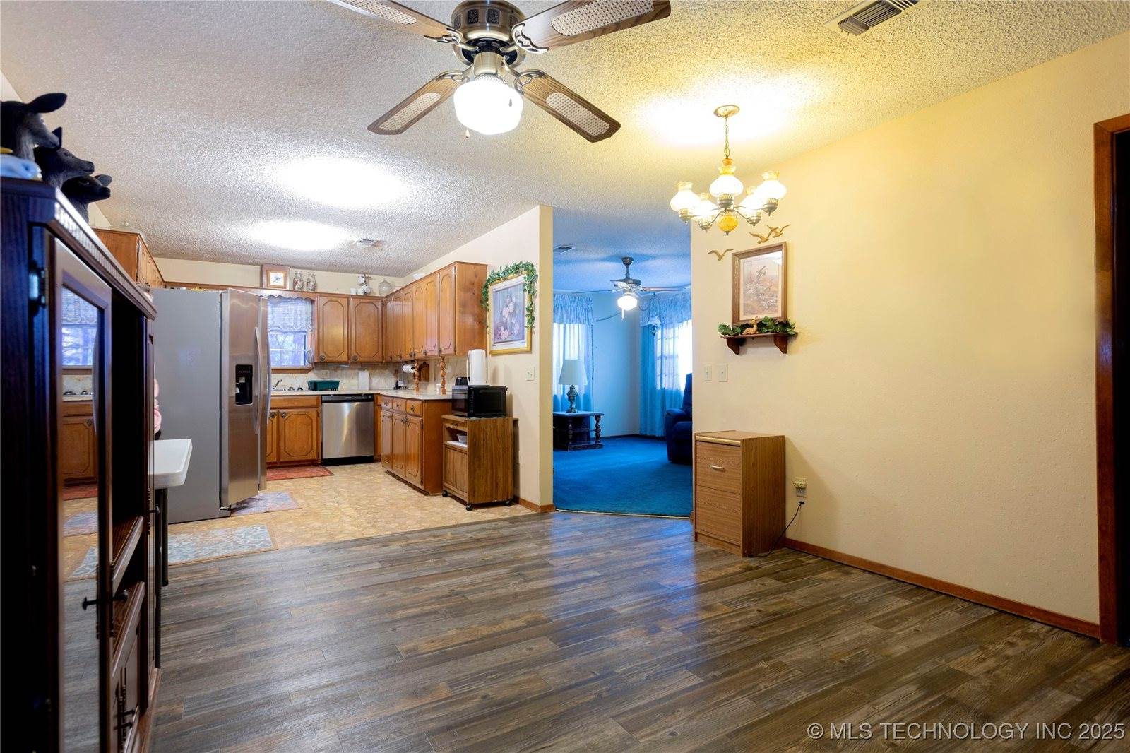 612 West Circle Drive, Broken Bow, OK 74728