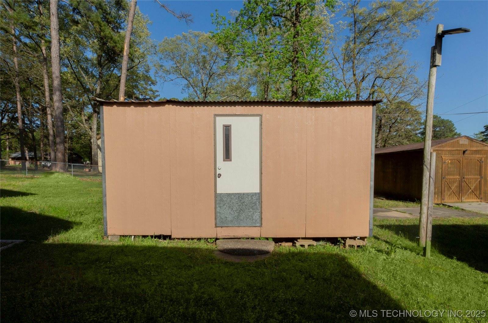 612 West Circle Drive, Broken Bow, OK 74728