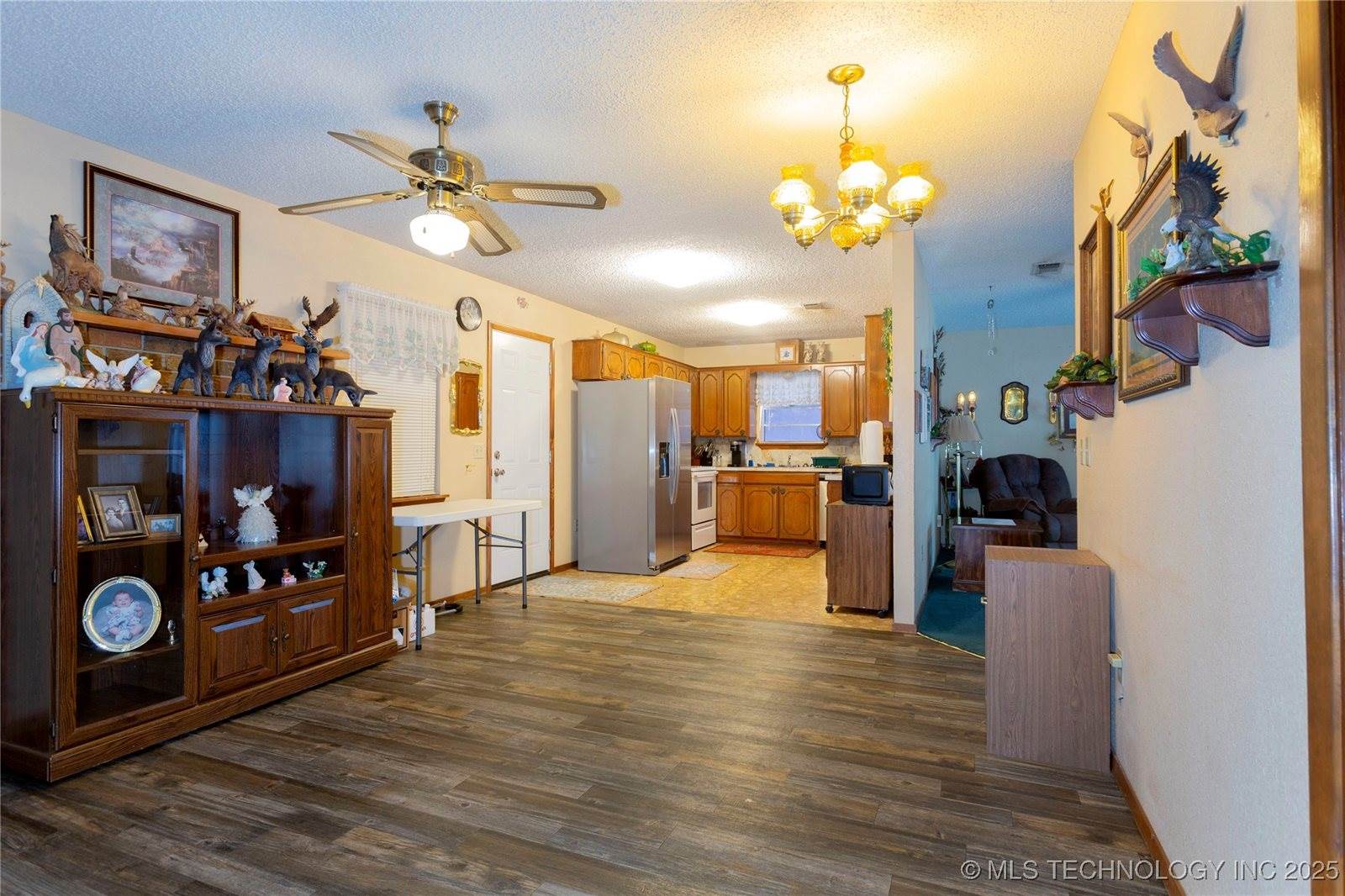 612 West Circle Drive, Broken Bow, OK 74728