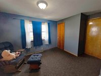 209 S Sycamore Street, Gaston, IN 47342