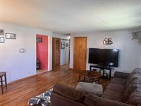 209 S Sycamore Street, Gaston, IN 47342