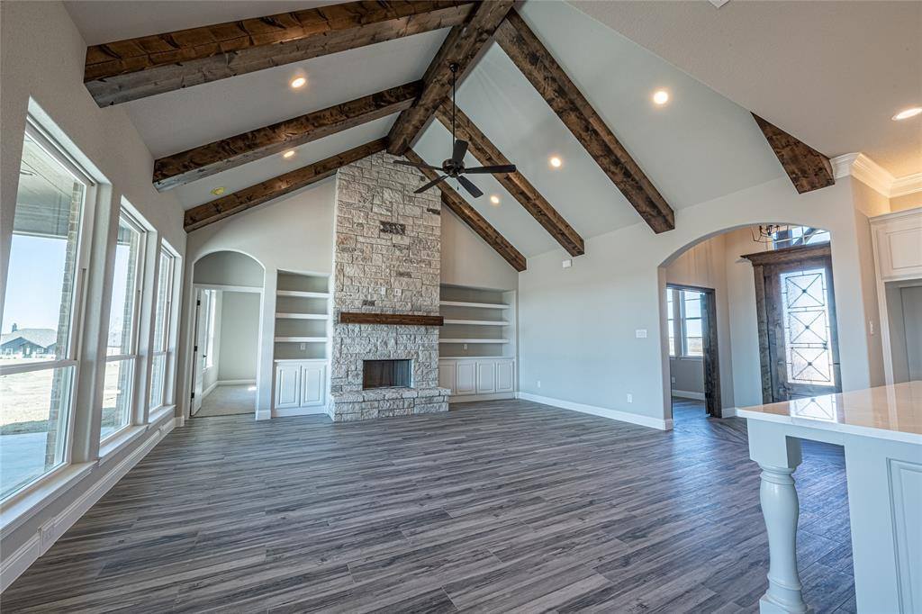 454 Collum View, Azle, TX 76020