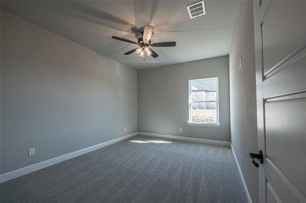 454 Collum View, Azle, TX 76020