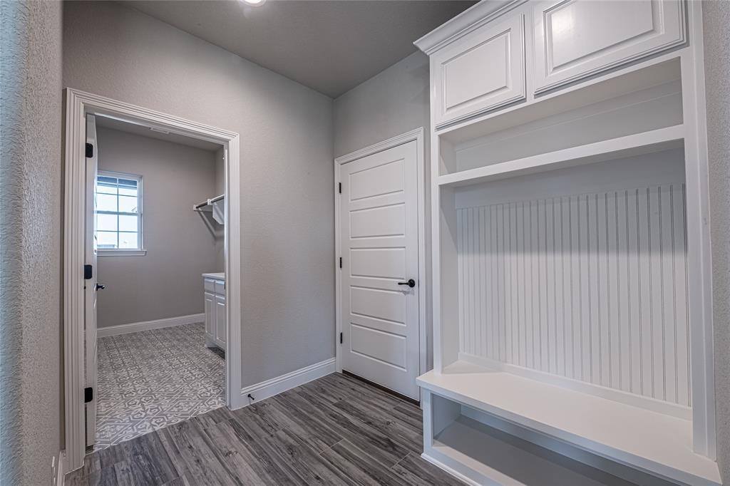 454 Collum View, Azle, TX 76020