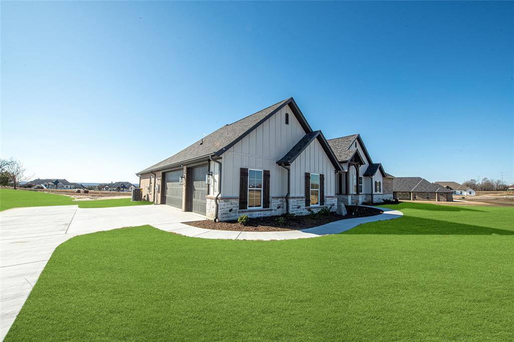 454 Collum View, Azle, TX 76020