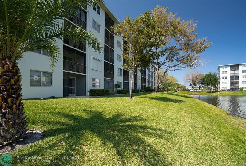 2228 N Cypress Bend Dr 304, Pompano Beach, FL 33069