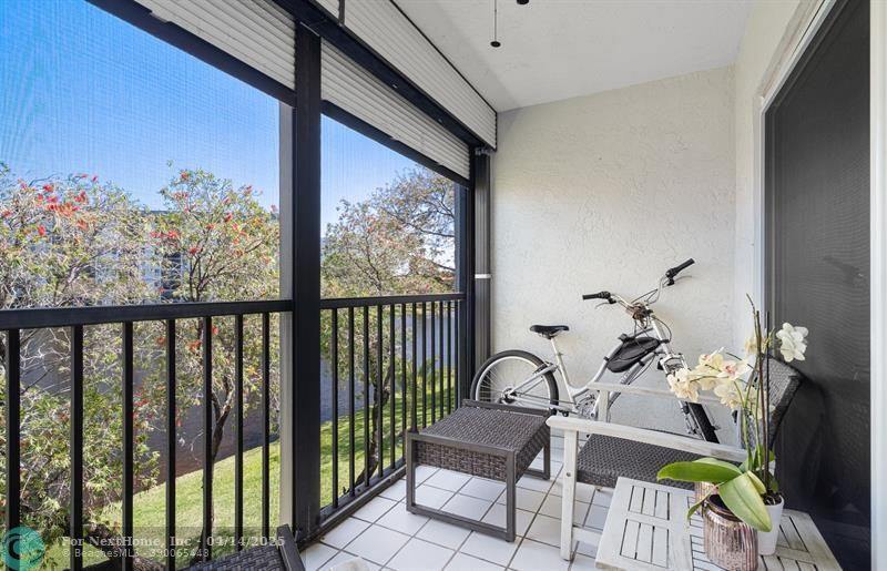 2228 N Cypress Bend Dr 304, Pompano Beach, FL 33069