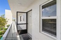 2228 N Cypress Bend Dr 304, Pompano Beach, FL 33069