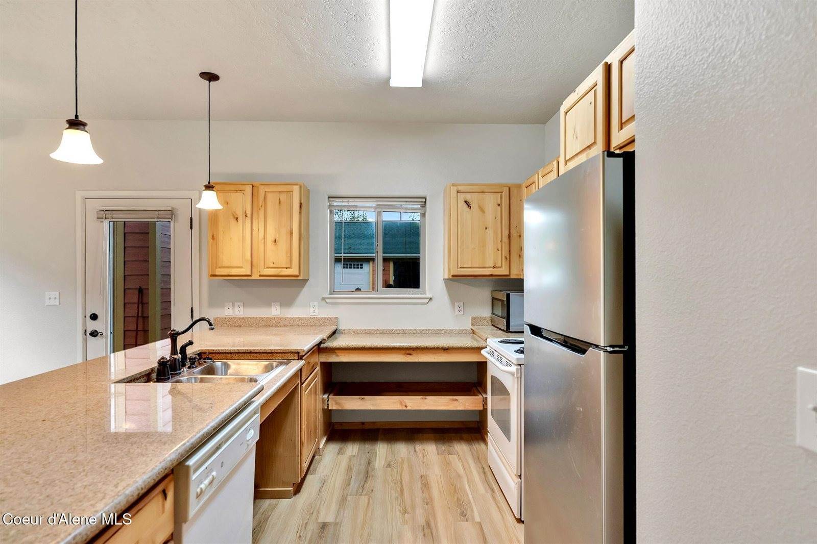 6630 North Spurwing Loop, Coeur d'Alene, ID 83815