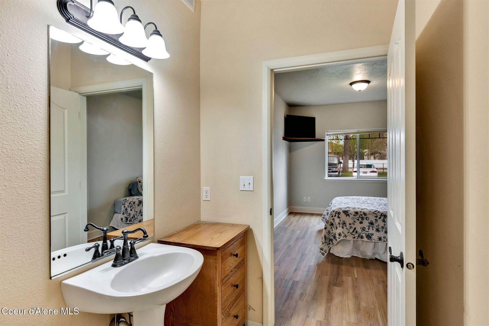 6630 North Spurwing Loop, Coeur d'Alene, ID 83815