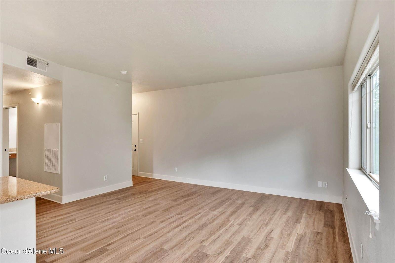 6630 North Spurwing Loop, Coeur d'Alene, ID 83815