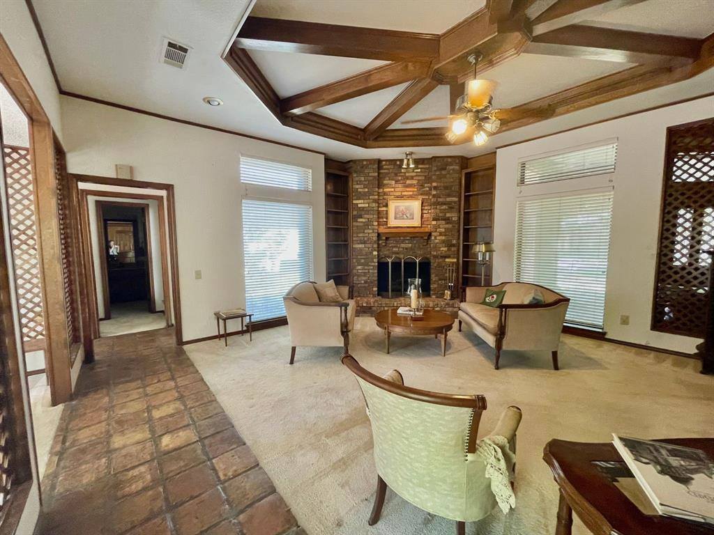 6615 Flanary Lane, Dallas, TX 75252