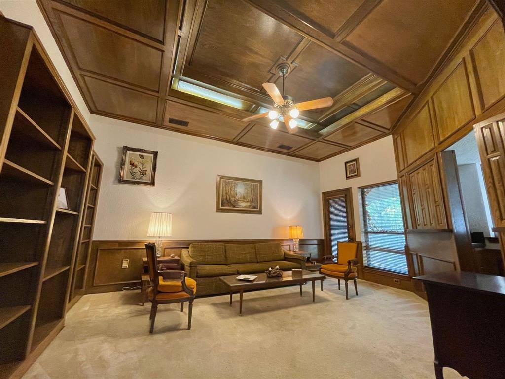 6615 Flanary Lane, Dallas, TX 75252