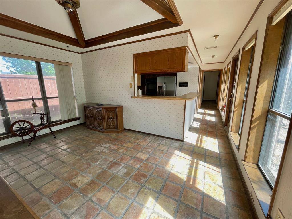 6615 Flanary Lane, Dallas, TX 75252