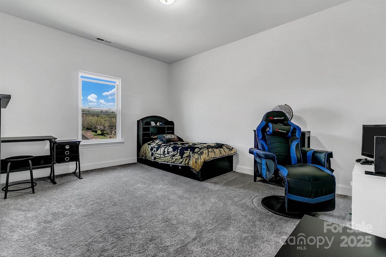 21 Willie Lane, Weaverville, NC 28787