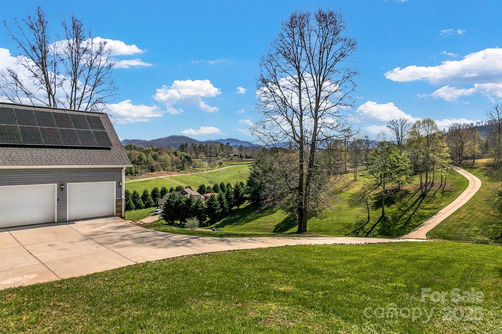 21 Willie Lane, Weaverville, NC 28787