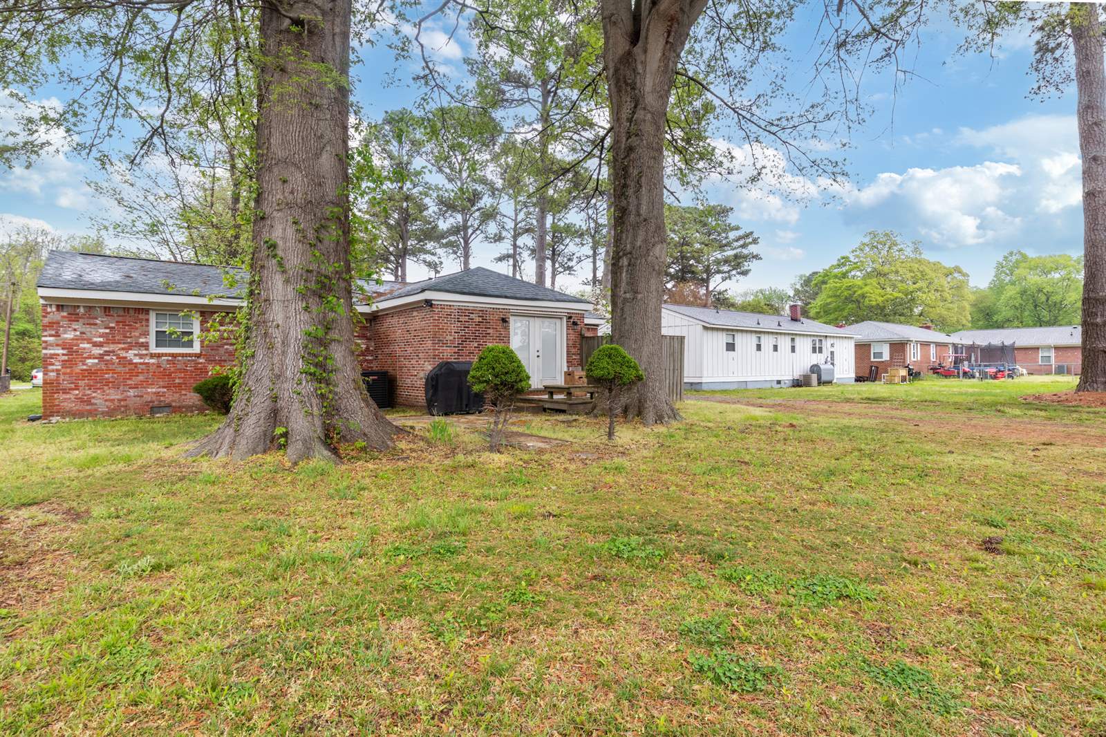 220 Lindsey Ave, Chesapeake, VA 23322