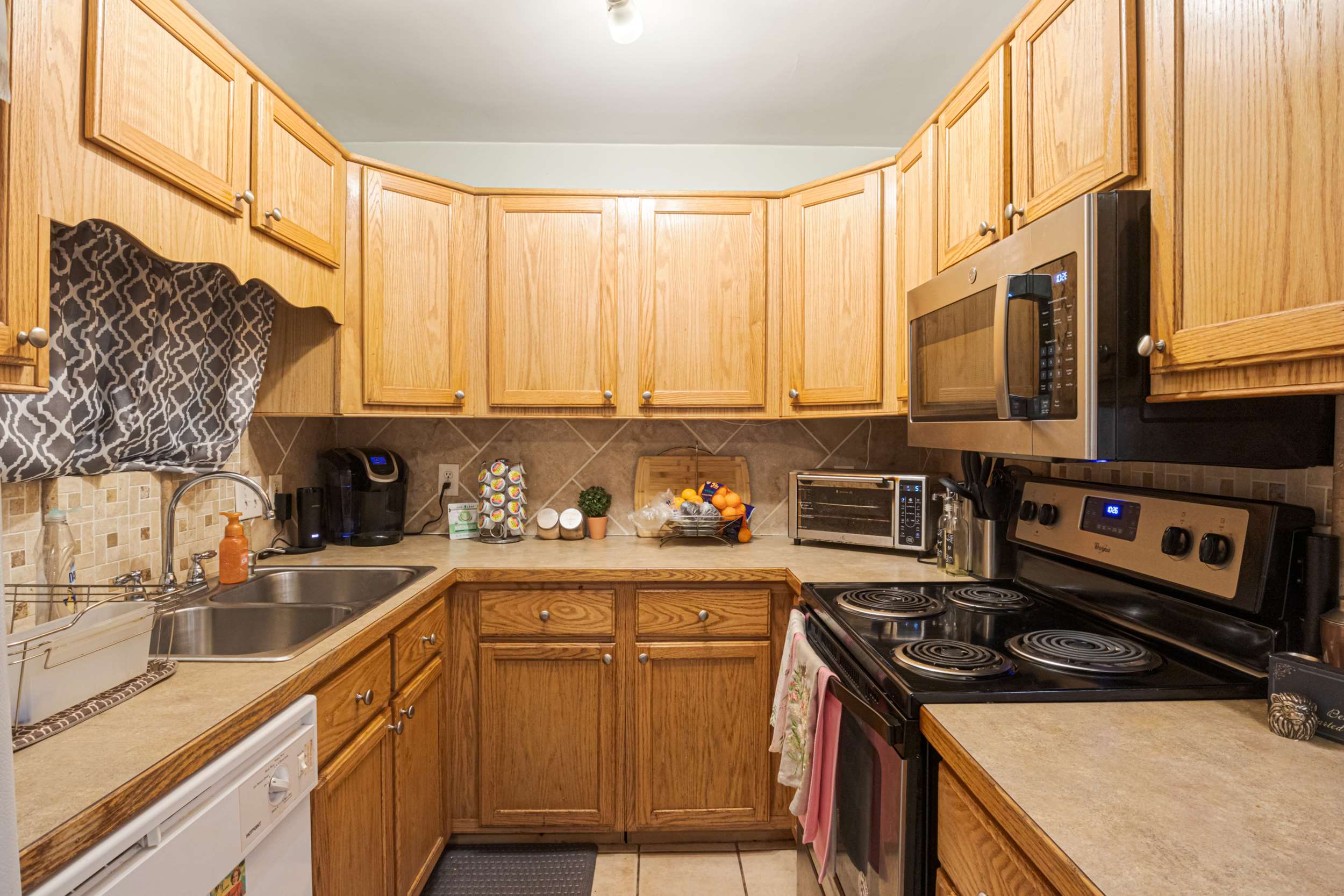 220 Lindsey Ave, Chesapeake, VA 23322