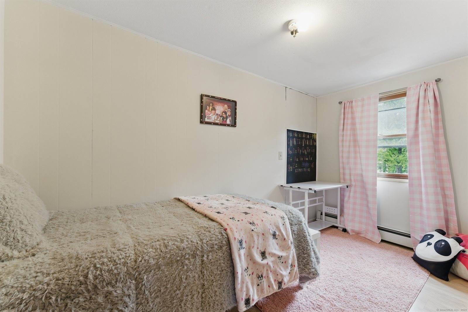 65 West, Windsor Locks, CT 06096