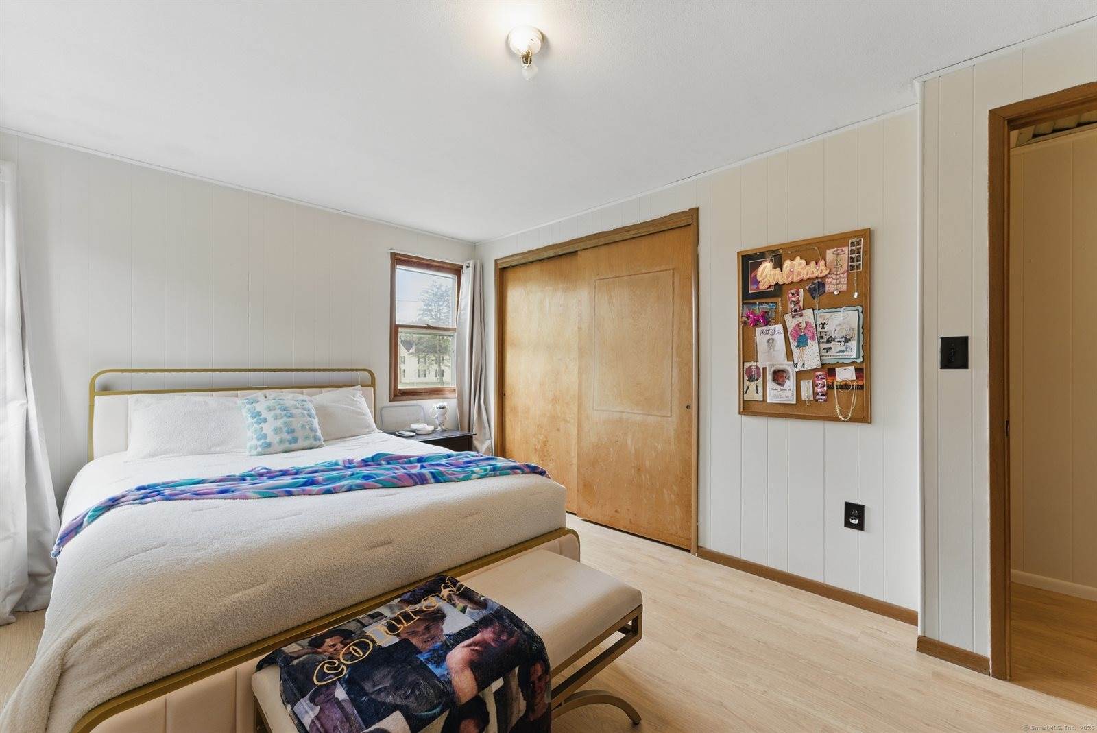 65 West, Windsor Locks, CT 06096