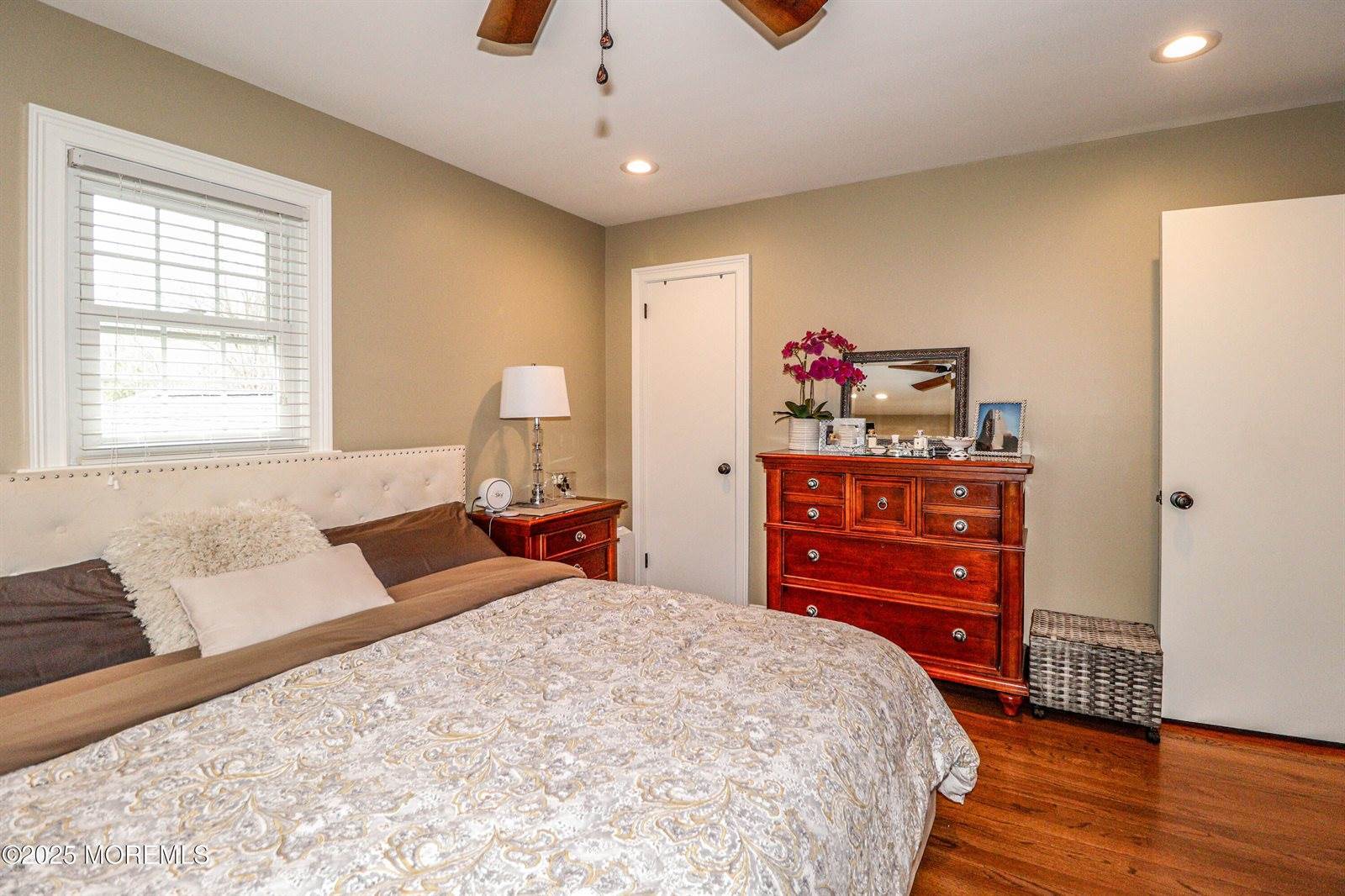 89 Leedsville Drive, Lincroft, NJ 07738