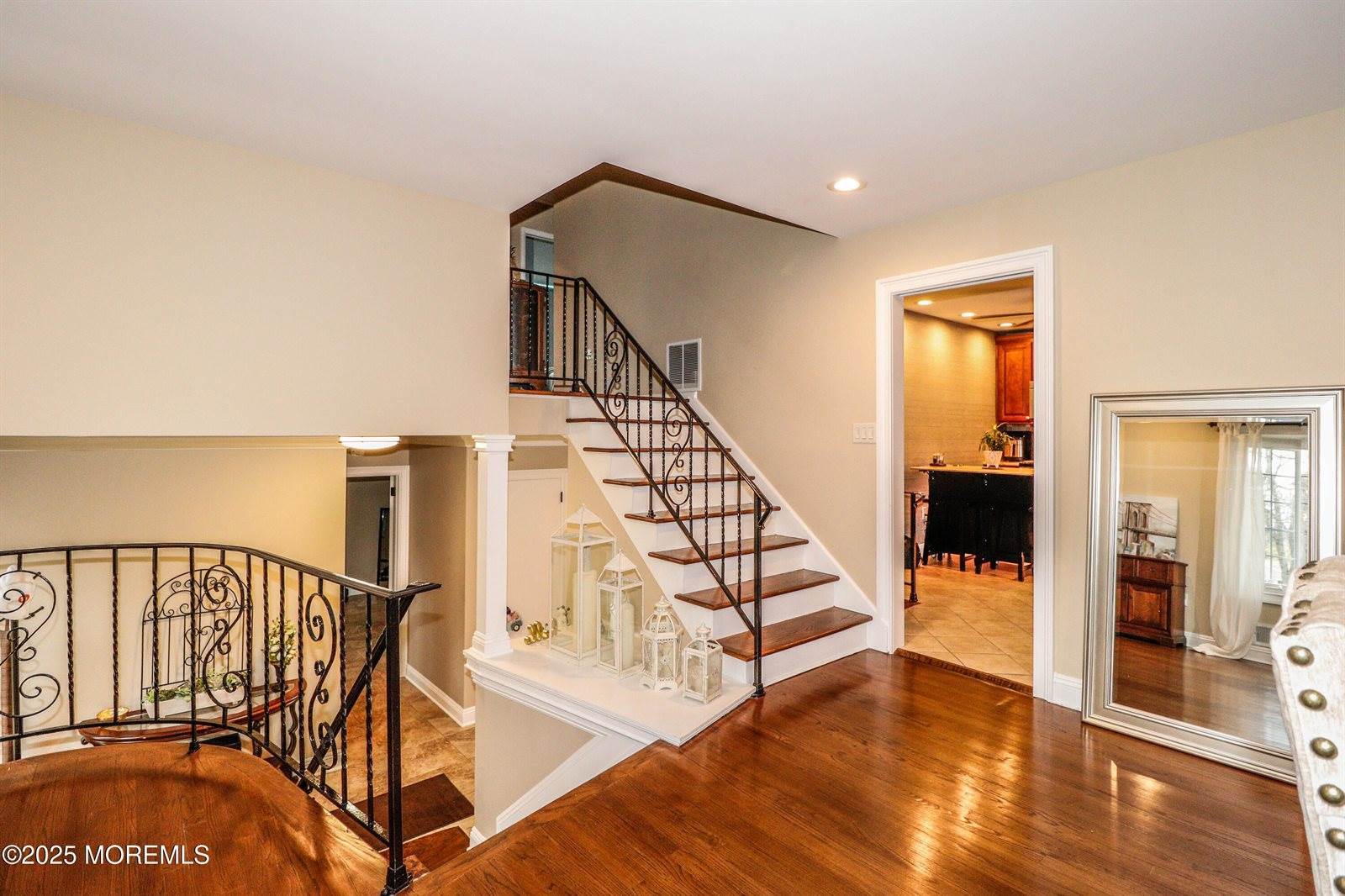 89 Leedsville Drive, Lincroft, NJ 07738