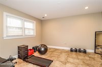 89 Leedsville Drive, Lincroft, NJ 07738