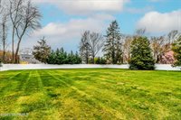 89 Leedsville Drive, Lincroft, NJ 07738