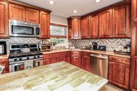 89 Leedsville Drive, Lincroft, NJ 07738