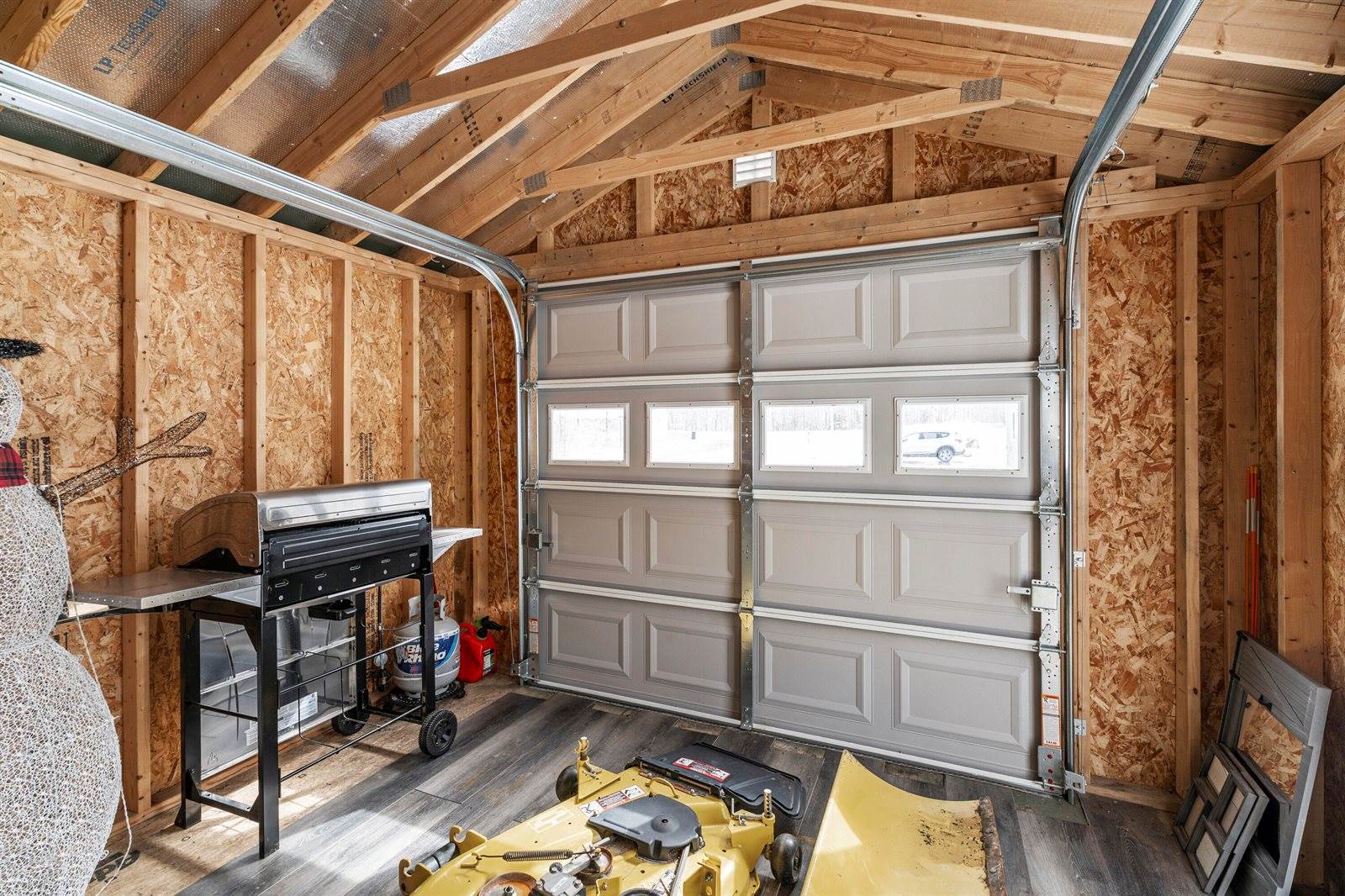 34 Alard Drive, Hermon, ME 04401