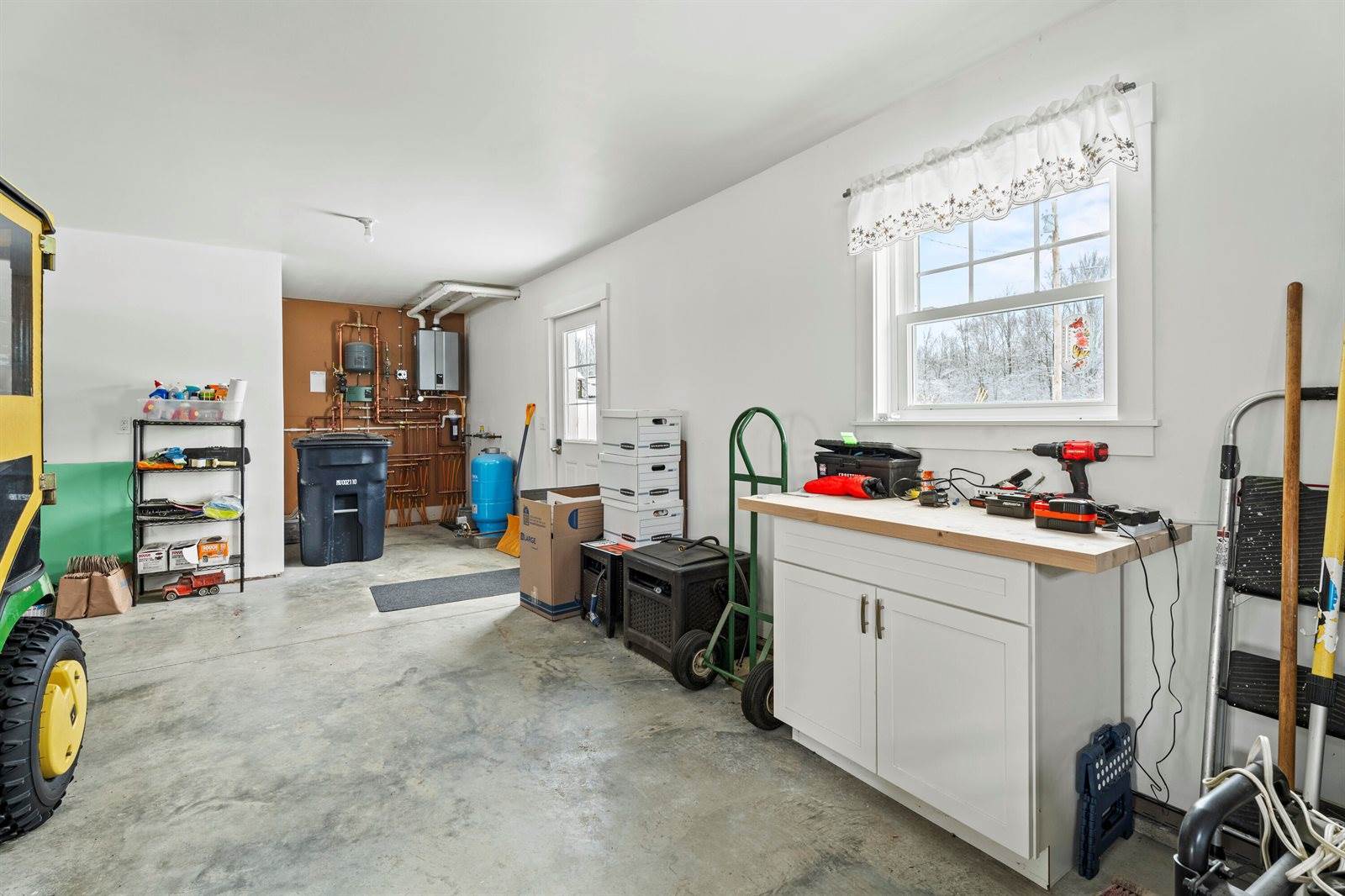 34 Alard Drive, Hermon, ME 04401