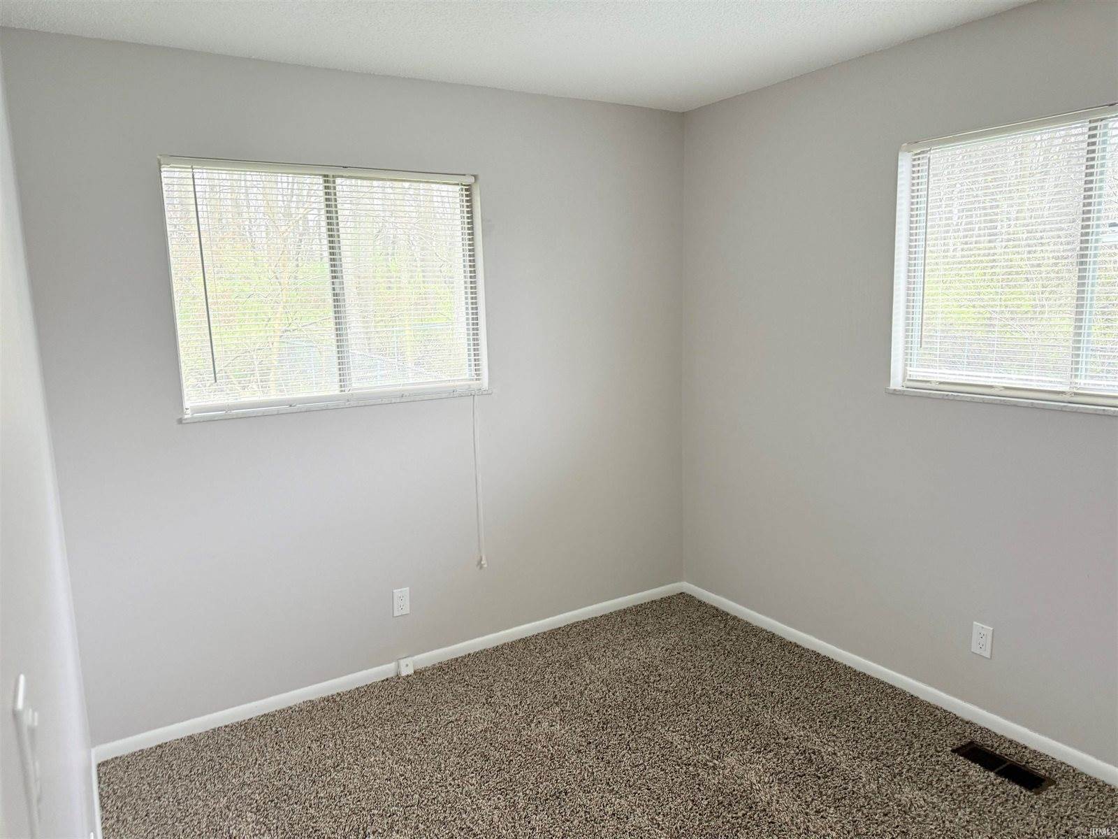 1818 S Nebraska Street, Marion, IN 46953