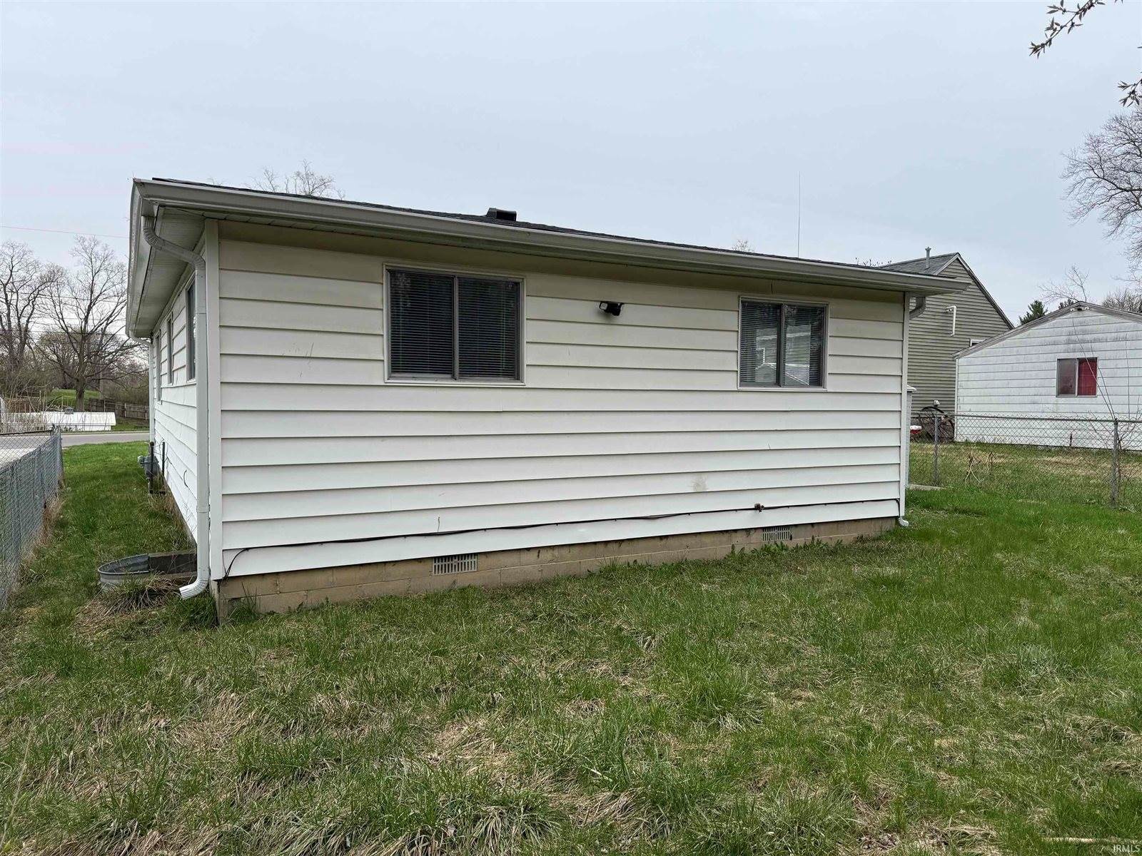 1818 S Nebraska Street, Marion, IN 46953