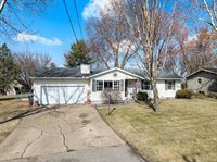 1812 S Cedar Avenue, Marshfield, WI 54449