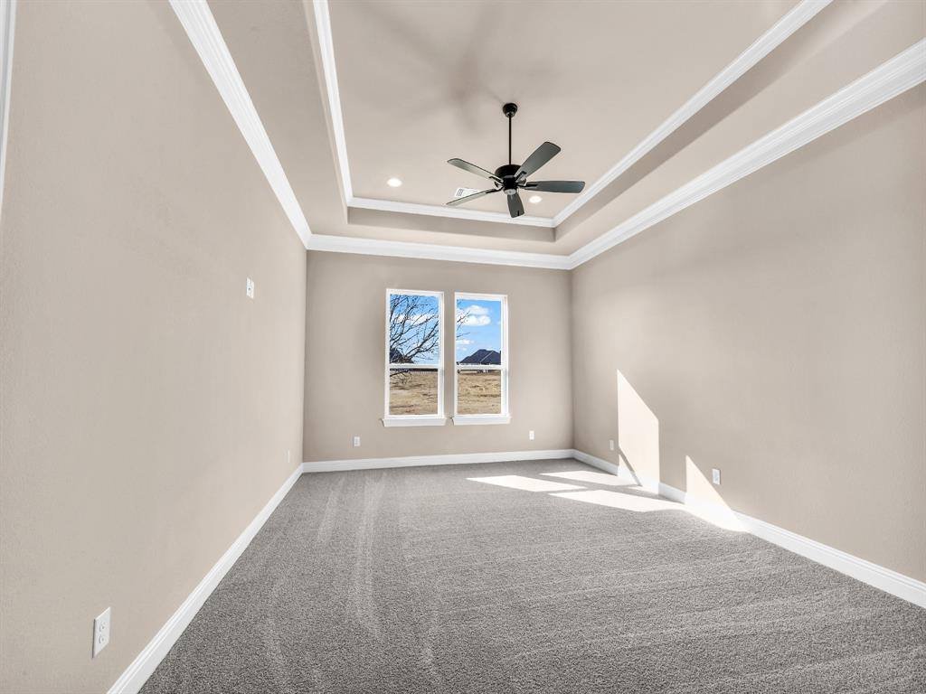 604 Gatlin Pass, Azle, TX 76020