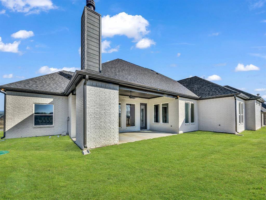 604 Gatlin Pass, Azle, TX 76020