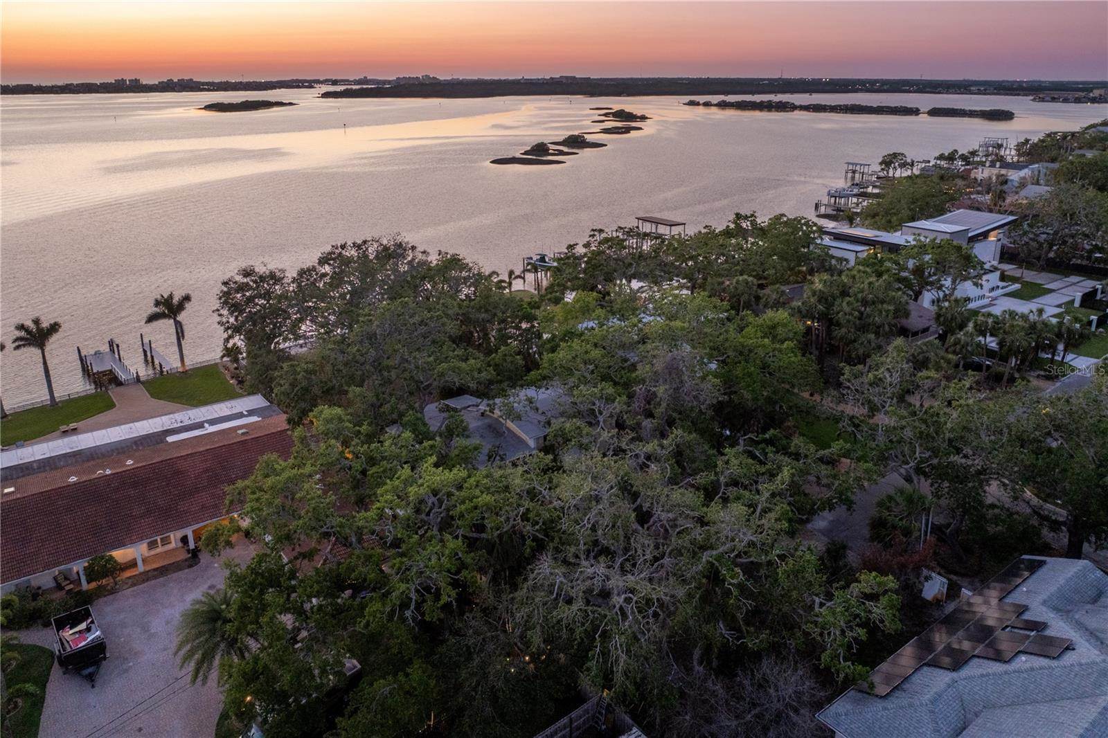 2458 Keystone Court North, Saint Petersburg, FL 33710