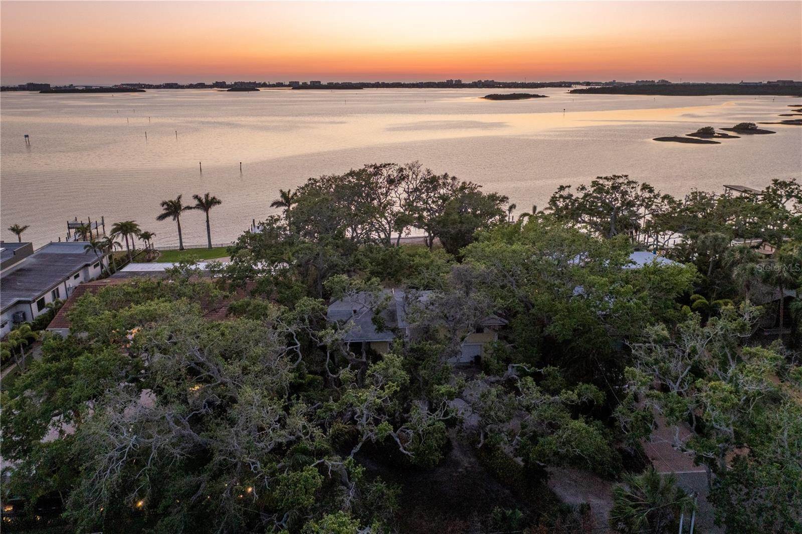 2458 Keystone Court North, Saint Petersburg, FL 33710