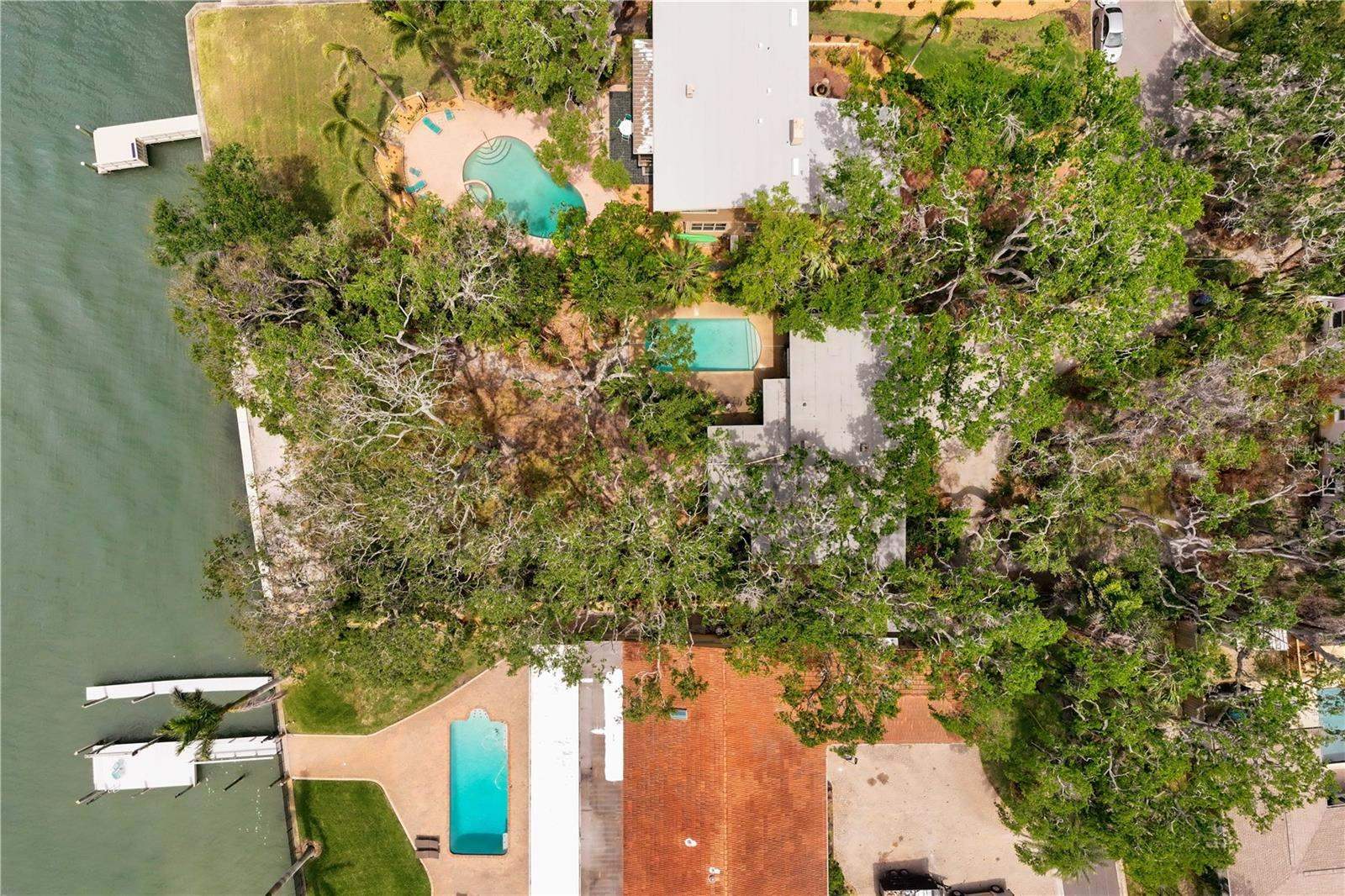 2458 Keystone Court North, Saint Petersburg, FL 33710