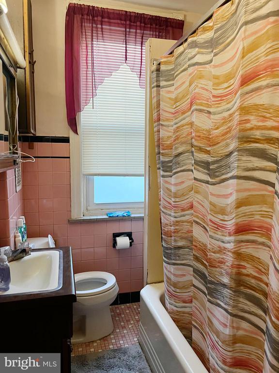 1645 South Etting Street, Philadelphia, PA 19145