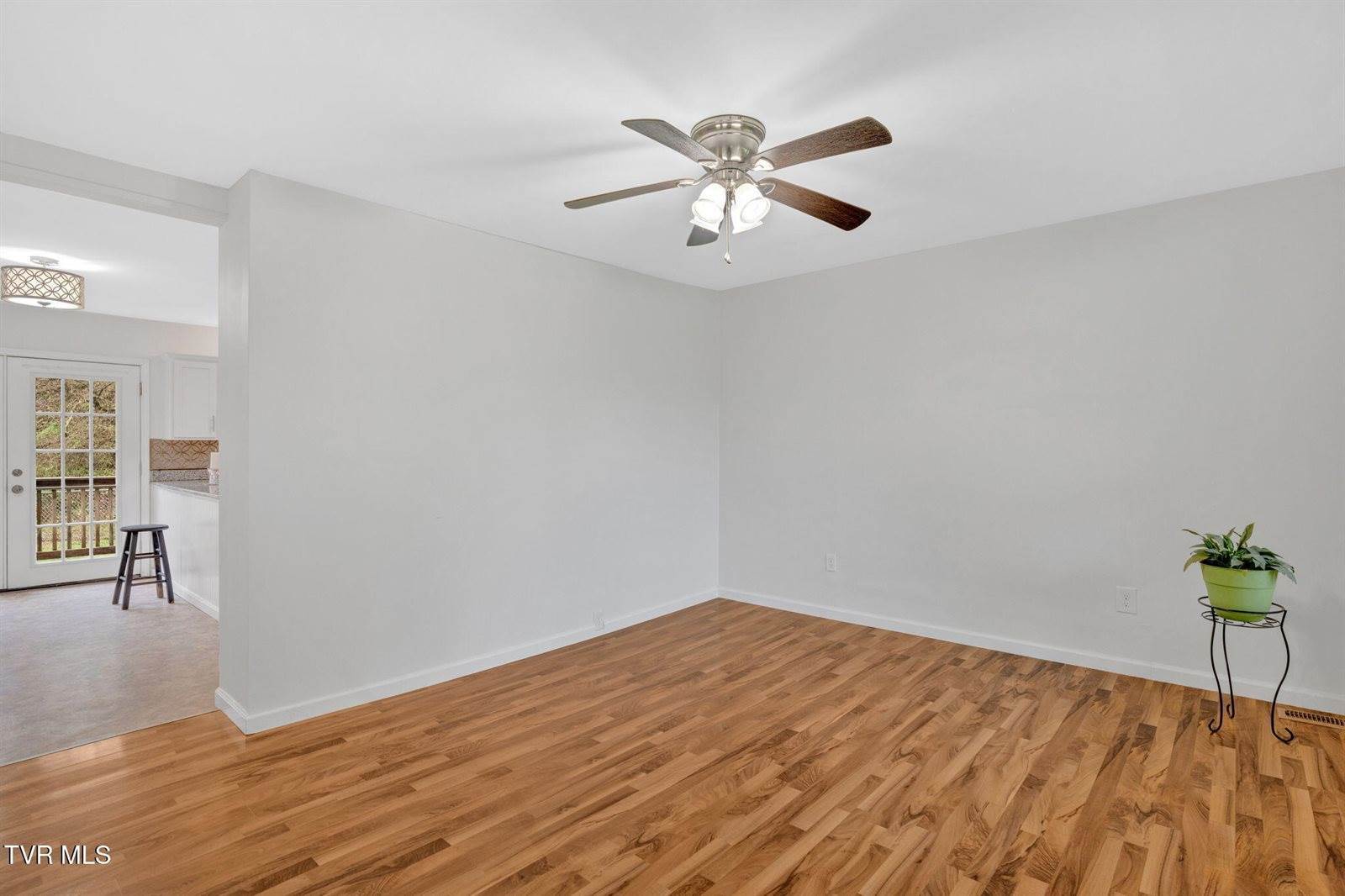 974 Big Hollow Road, Blountville, TN 37617