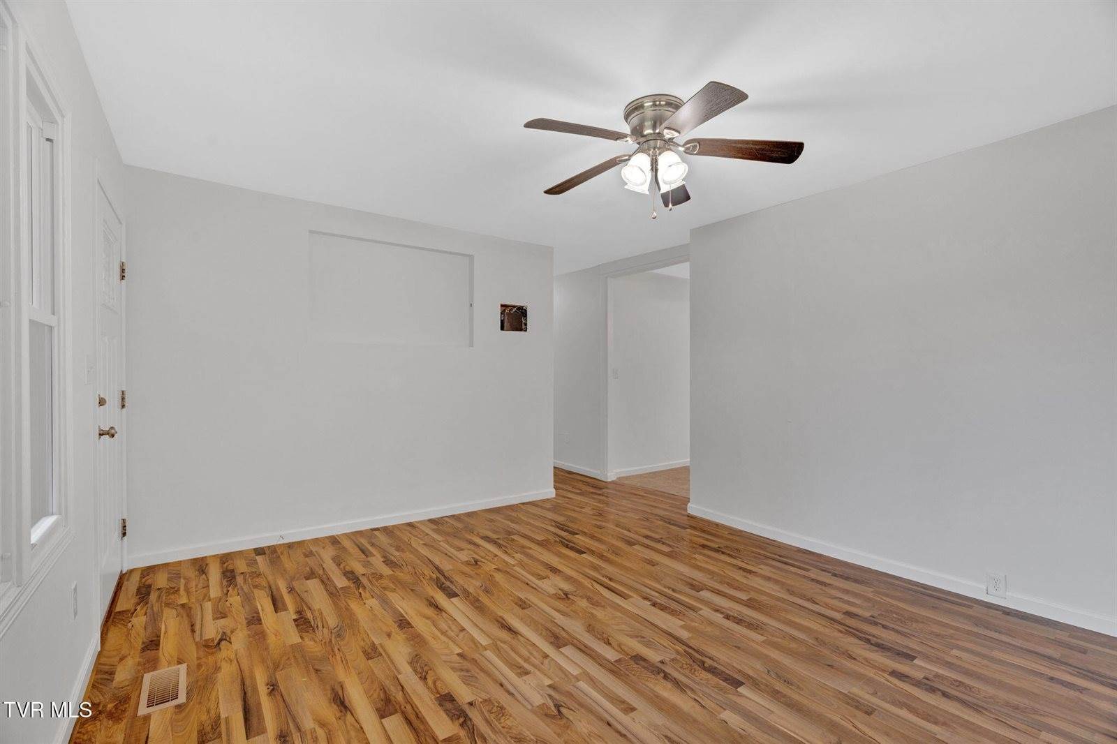 974 Big Hollow Road, Blountville, TN 37617