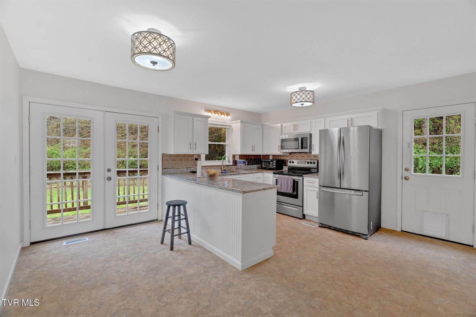 974 Big Hollow Road, Blountville, TN 37617