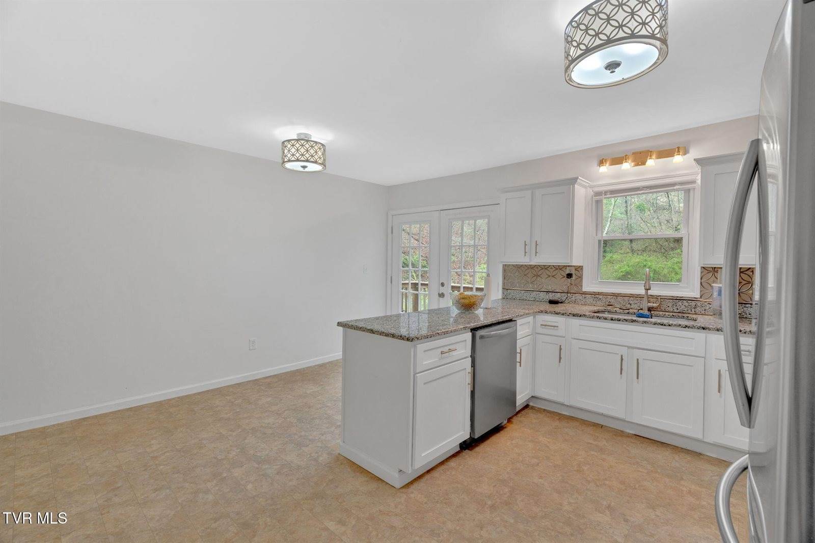 974 Big Hollow Road, Blountville, TN 37617